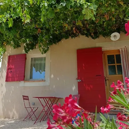Le Petit Mas Des Hauts De Beyssan, Maison De Avec Piscine Privative Pour 2 Personnes