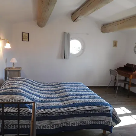Le Petit Mas Des Hauts De Beyssan, Maison De Avec Piscine Privative Pour 2 Personnes *