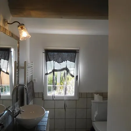 Le Petit Mas Des Hauts De Beyssan, Maison De Avec Piscine Privative Pour 2 Personnes Holiday home *